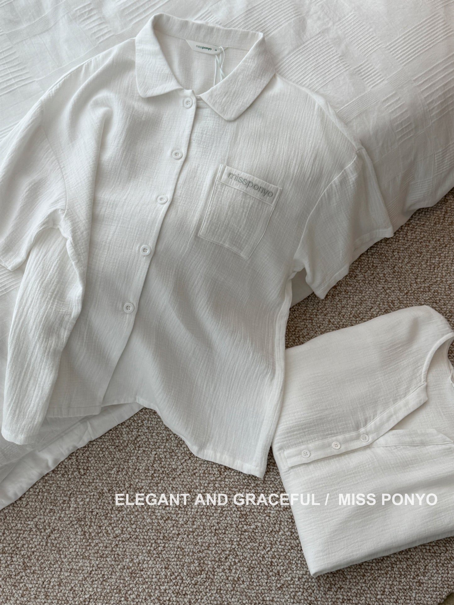 All White ( short sleeves )