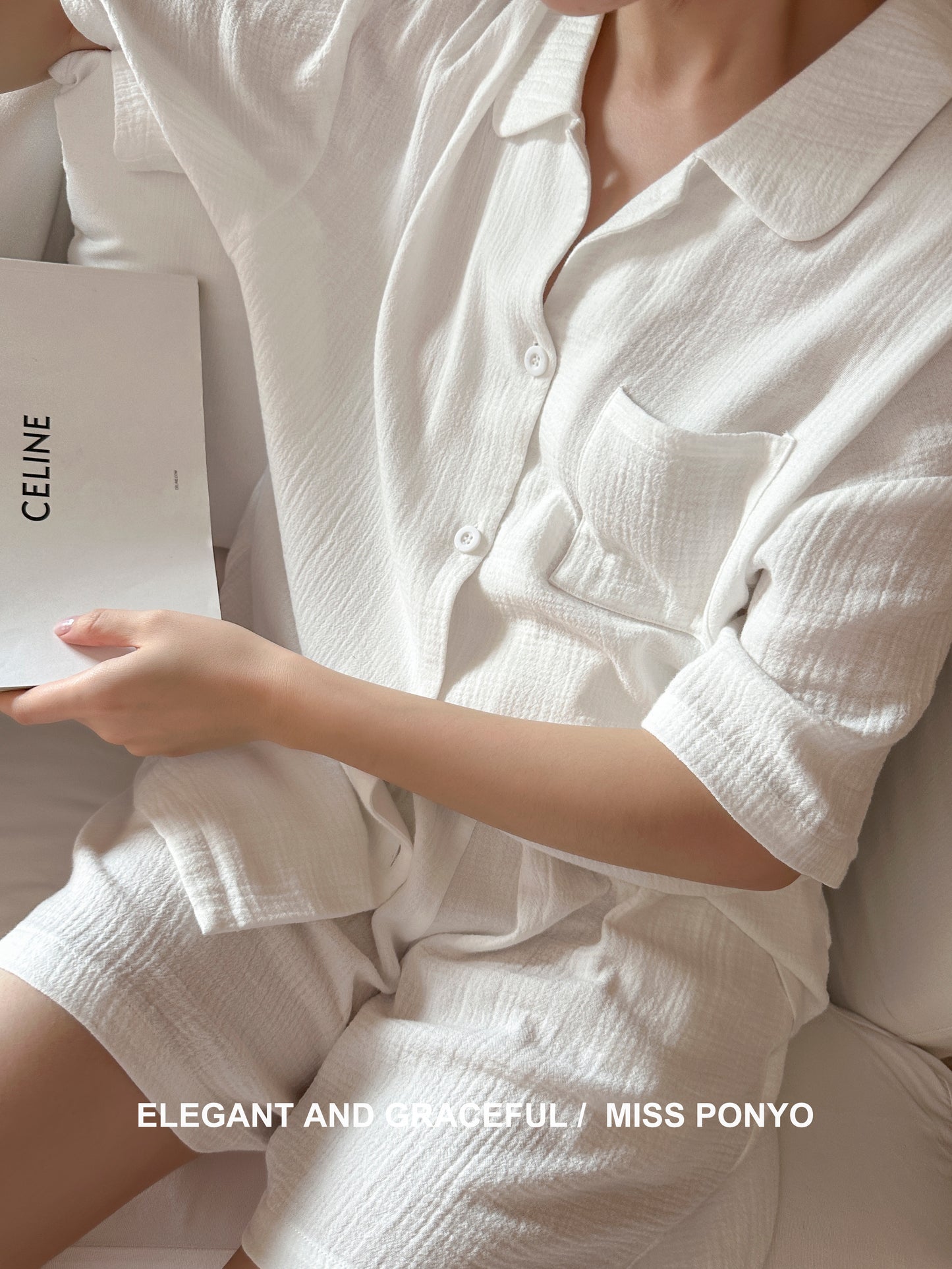 All White ( short sleeves )