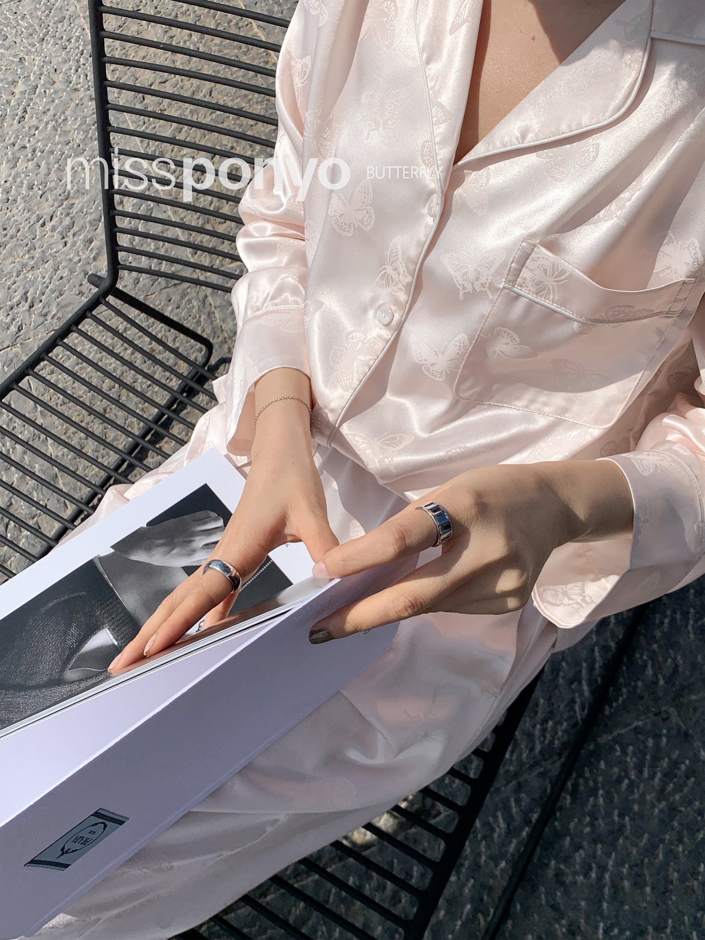 Butterfly long sleeves