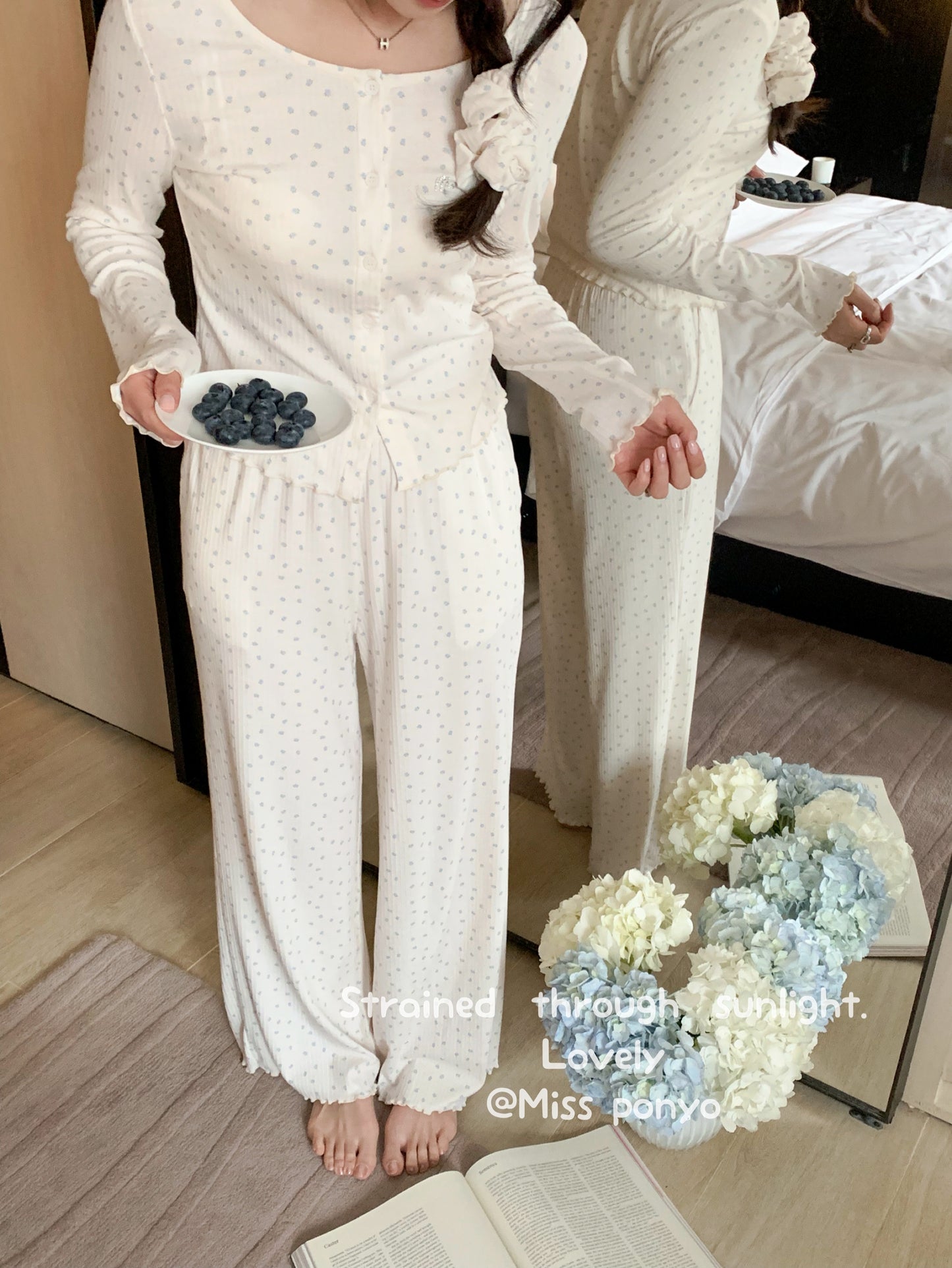 Lovely ( long sleeves )