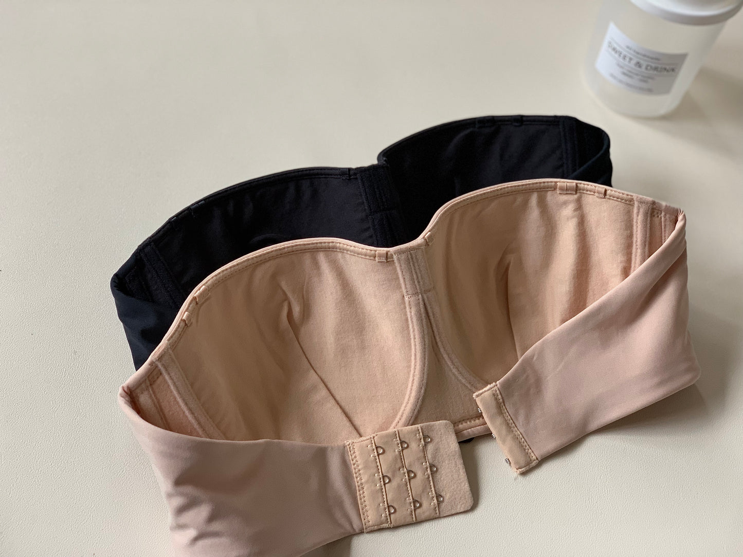 Strapless bra