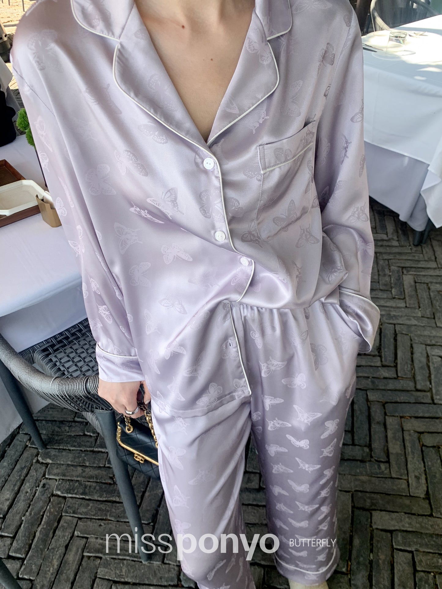 Butterfly long sleeves