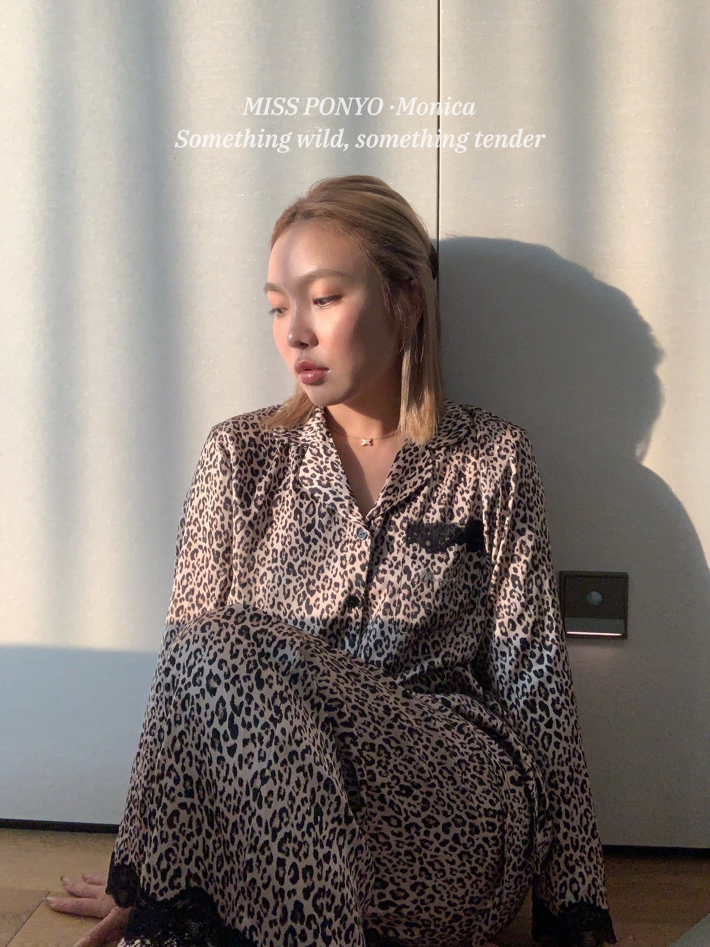 Monica long sleeves ( eye mask)